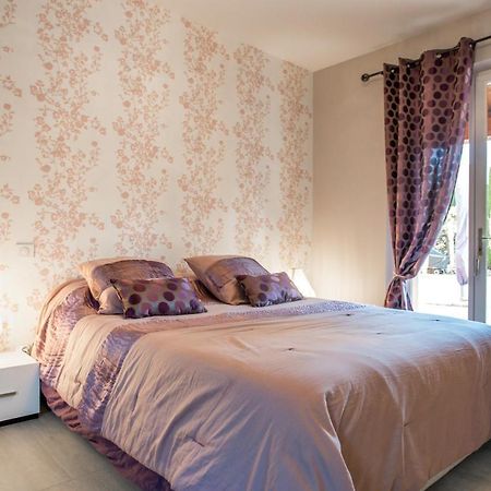 Domaine Les Cigales Bed and Breakfast Mouans-Sartoux Exteriör bild