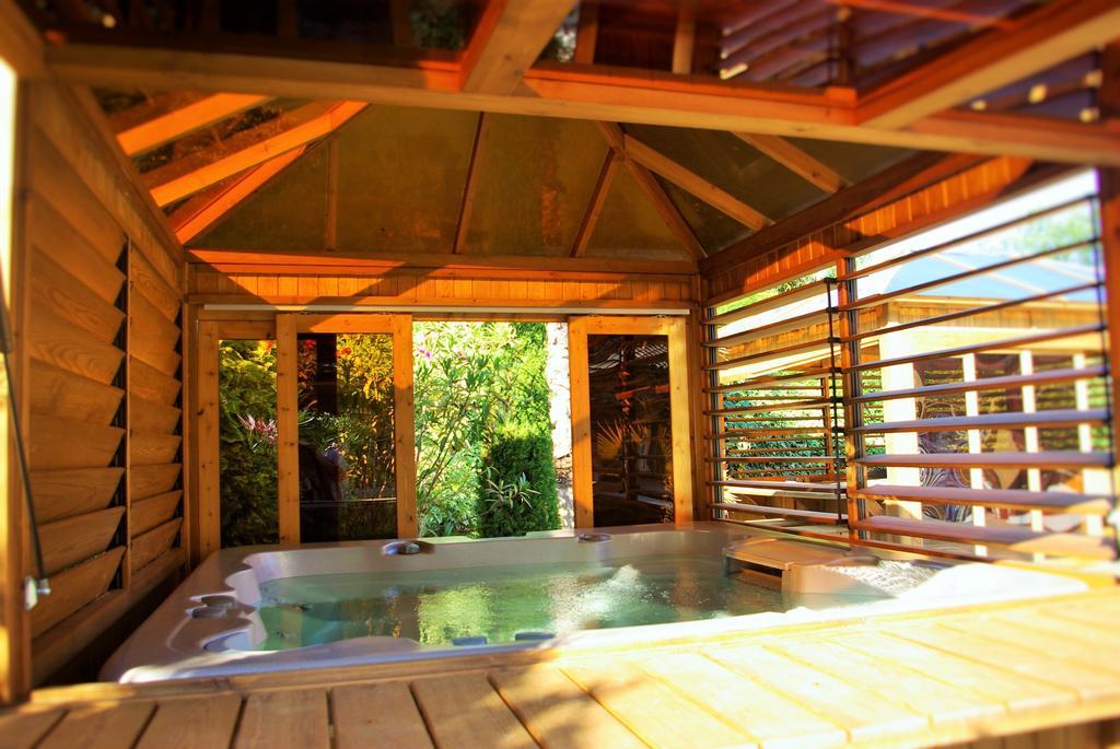 Domaine Les Cigales Bed and Breakfast Mouans-Sartoux Exteriör bild