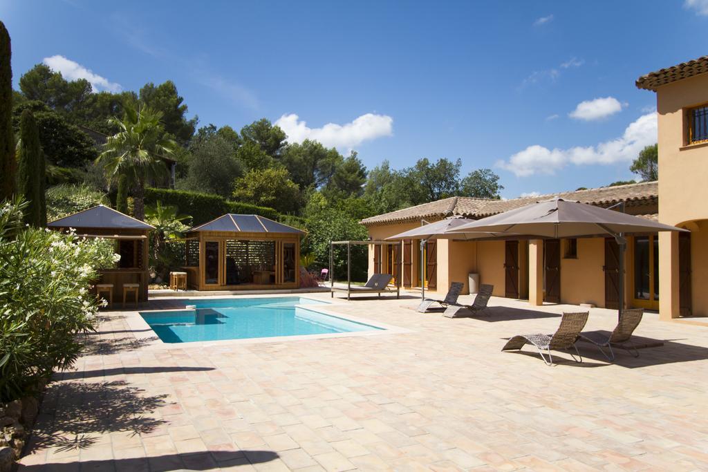 Domaine Les Cigales Bed and Breakfast Mouans-Sartoux Exteriör bild